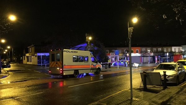 Полиция на месте утечки газа в районе Пендж в Лондоне, 3 января 2016