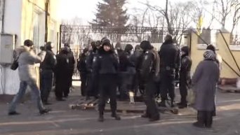 Ситуация вокруг кондитерской фабрики в Житомире. Видео