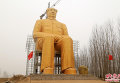 Гигантская статуя Мао Дзедуна