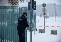 Полиция приступила к проверке подозрительного предмета у здания ведомства Меркель