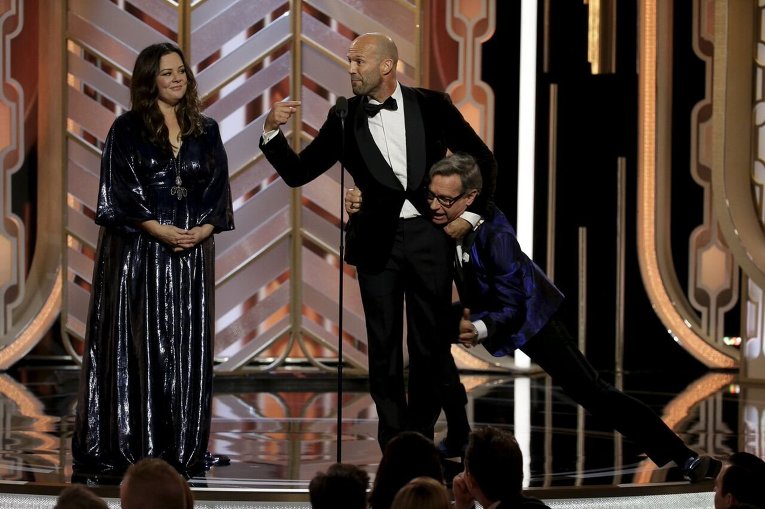 Мелисса Маккарти, Джейсон Стэтхэм и Пол Фейг на 73-й церемонии вручения награды Золотой глобус