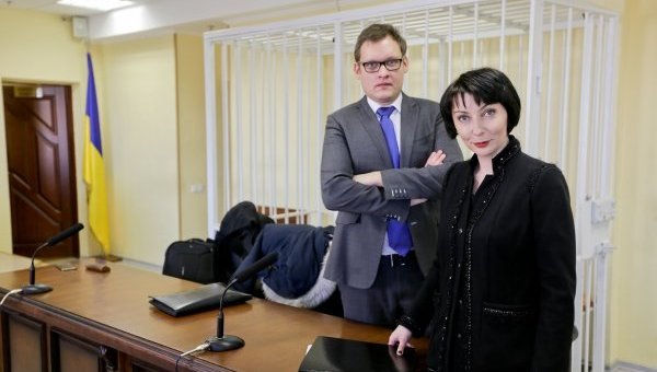 Елена Лукаш и ее адвокат во время рассмотрения апелляции в киевском суде