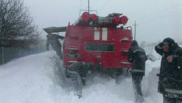 Последствия снегопада в Украине