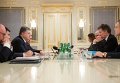 Встреча Петра Порошенко с посланниками Германии и Франции Кристофом Хойсгеном и Жаком Одибером