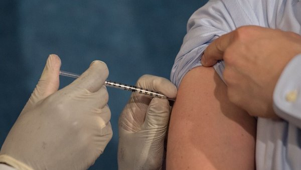 Вакцинирование от гриппа. Архивное фото