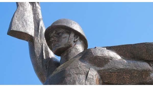 Памятник Воин-освободителю в Харькову