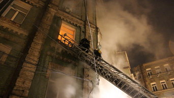 Пожар на Михайловской в центре Киева