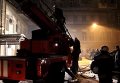 Спасатели Киева на месте пожара и взрыва в жилом доме на улице Михайловской