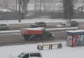 Коммунальная техника чистит снег в Запорожье, 21 января 2016 года