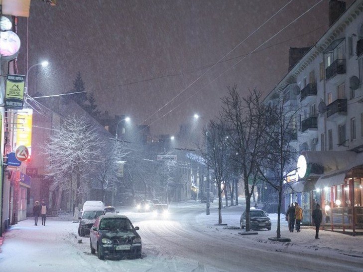 Снегопад в Луцке