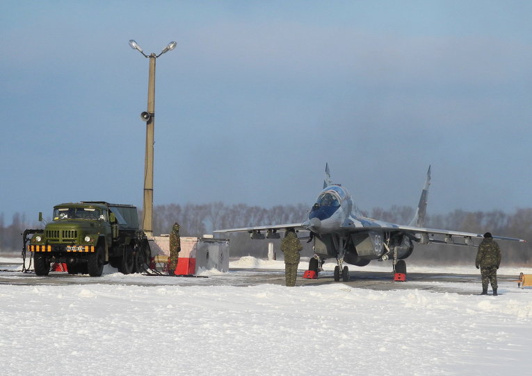 Тактическая авиация ВВС Украины отрабатывает боевые навыки днем и ночью