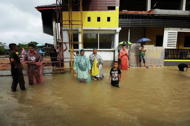 Наводнение в провинции Наратхиват в Таиланде