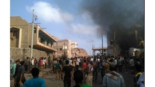 Взрыв возле президентского дворца в Адене