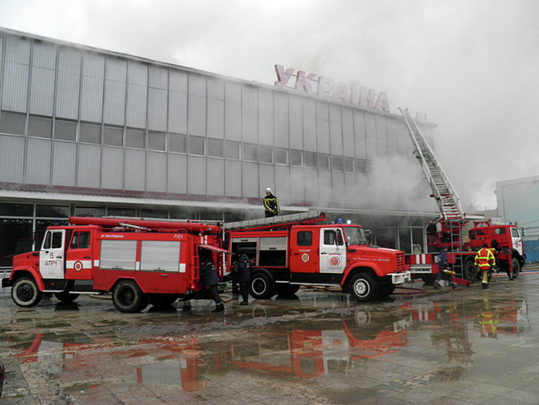 Пожар в универмаге в Ужгороде