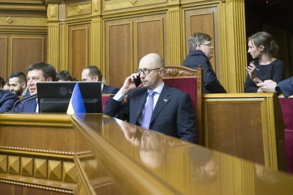 Арсений Яценюк в Верховной Раде на открытии четвертой сессии