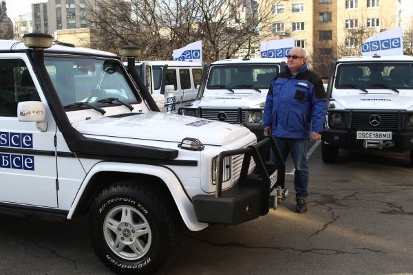 ЕС передал миссии ОБСЕ 20 бронированных автомобилей на 685 тыс евро