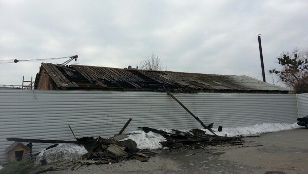 В Киеве произошел пожар на территории завода железобетонных изделий