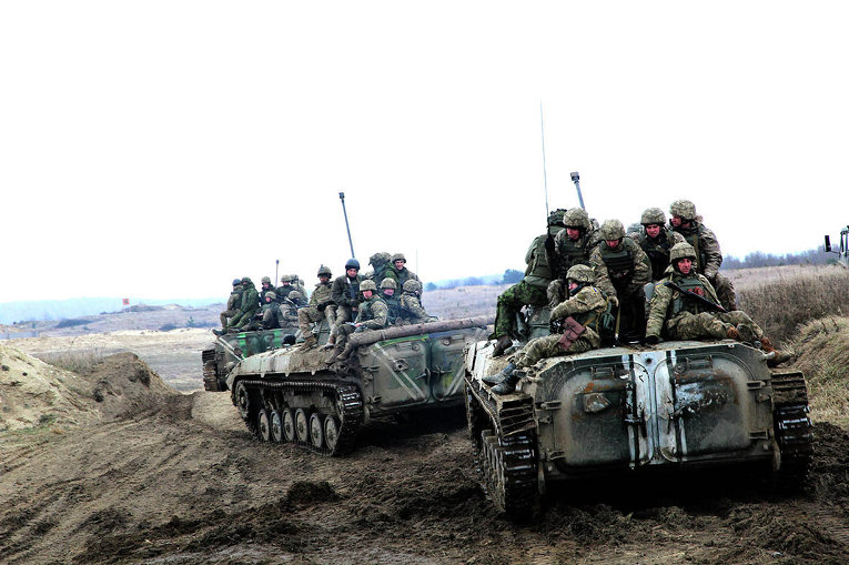 Как инструкторы НАТО обучают украинских военных