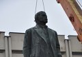 Демонтаж памятника Ленину в Измаиле Одесской области
