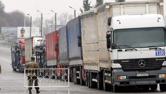 РФ остановила движение украинских грузовиков по своей территории