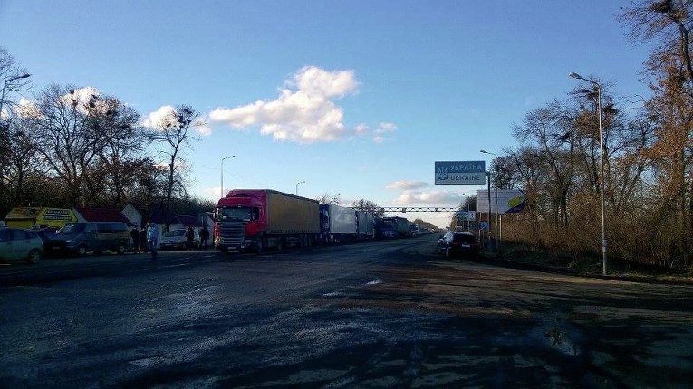 Блокирование фур с российскими номерами в Черновицкой области