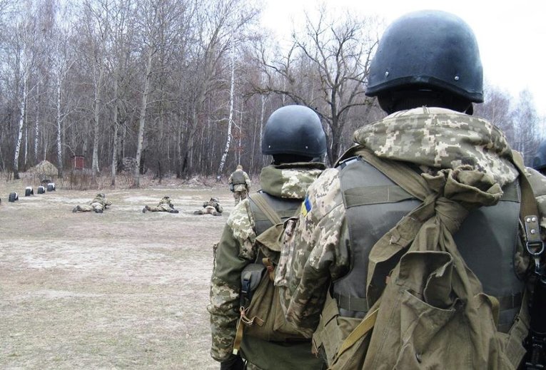 Тренировки десантников на Житомирском полигоне ВДВ