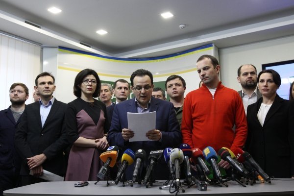 Фракция Самопомич в Верховной Раде во время заявления о выходе из парламентской коалиции