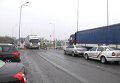 Заблокированные фуры РФ начали покидать Закарпатье