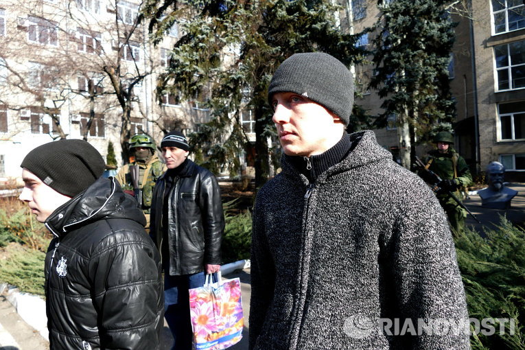 Обмен пленными между ДНР и Киевом по формуле три на шесть
