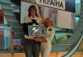 Любовь Шило (слева), самая высокая женщина Украины
