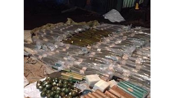 В Киевской области СБУ нашла огромный арсенал оружия