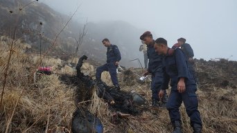 На месте крушения самолета в Непале