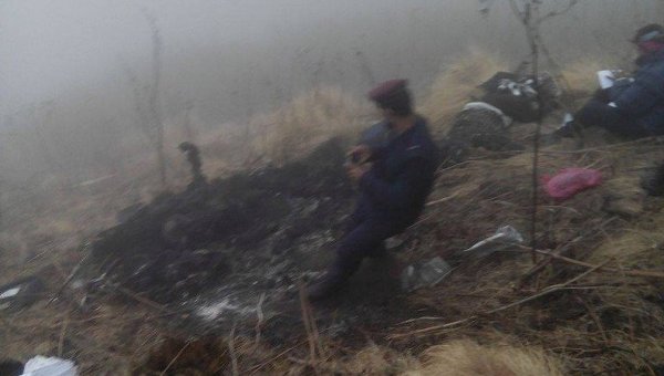 На месте крушения самолета в Непале