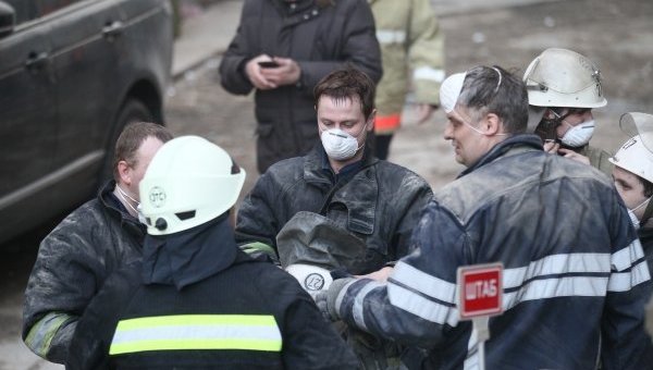 Разбор завалов в Киеве после обрушения дома