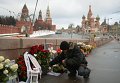 Цветы на месте гибели Бориса Немцова