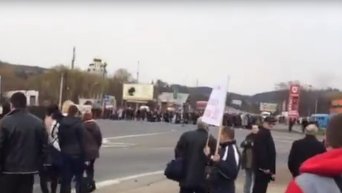Протестующие заблокировали трассу Киев-Чоп, Видео