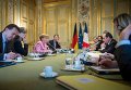 Канцлер Германии Ангела Меркель и президент Франции Франсуа Олланд в Елисейском дворце.