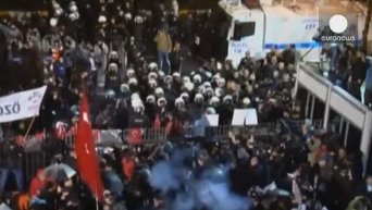 Турция: полиция разогнала защитников газеты Zaman