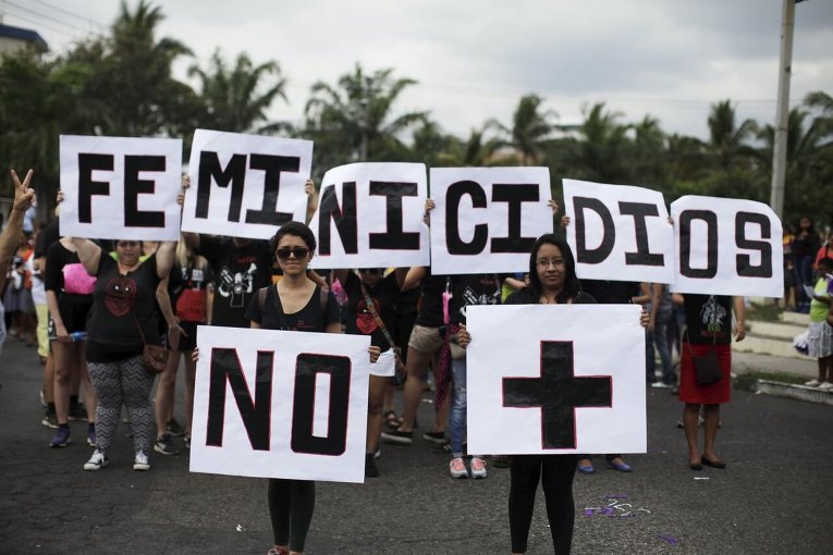 Марш в честь Международного женского дня в Сан-Сальвадоре, Сальвадор
