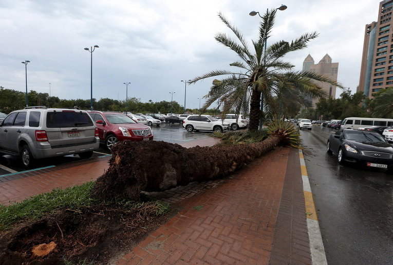 Ураган в Абу-Даби