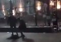 Посольство России в Киеве забрасывают коктейлями Молотова