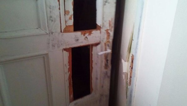 В Полтавском горсовете выбили дверь в кабинет мэра