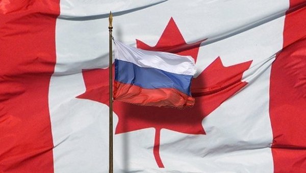 Флаги Канады и России