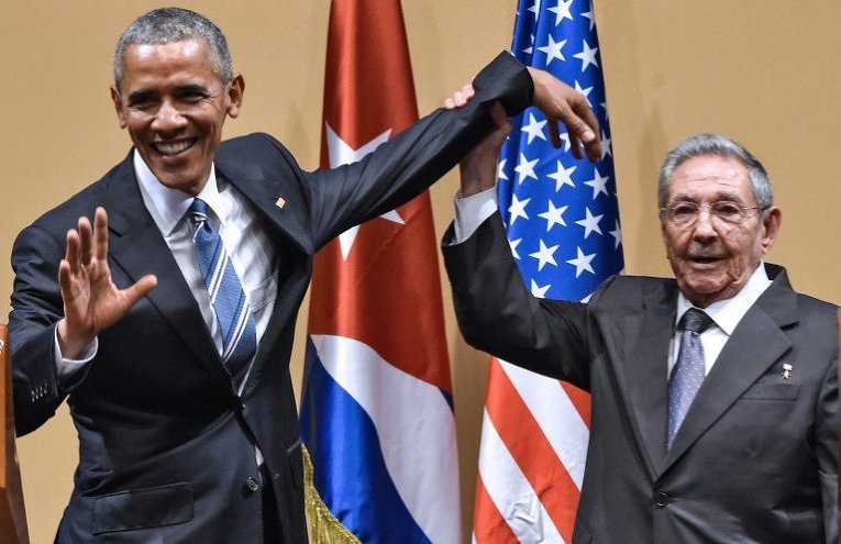 Барак Обама и Рауль Кастро на Кубе