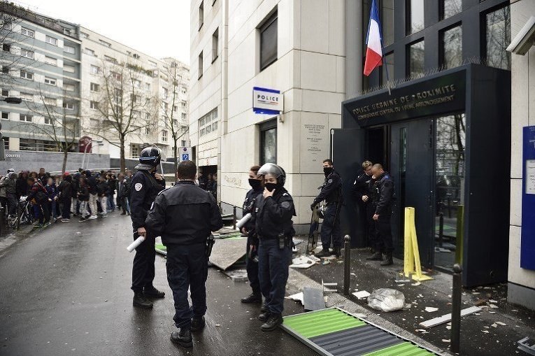 Протесты в Париже против нового трудового законодательства