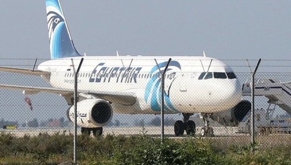 Самолет компании Egyptair. Архивное фото