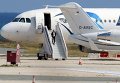 Угонщик египетского самолета А320, севшего в аэропорту Ларнаки на Кипре, задержан. Взрывчатки у подозреваемого не было, он арестован.
