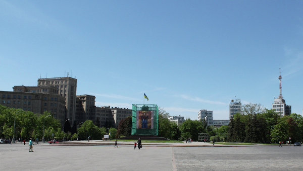 Постамент в центре Харькова без Ильича уже полтора года
