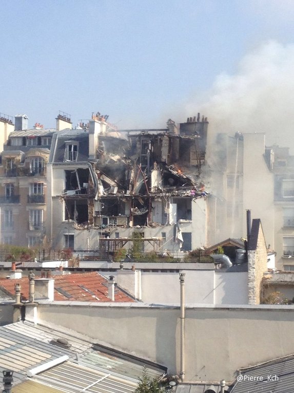 Взрыв в жилом доме в Париже