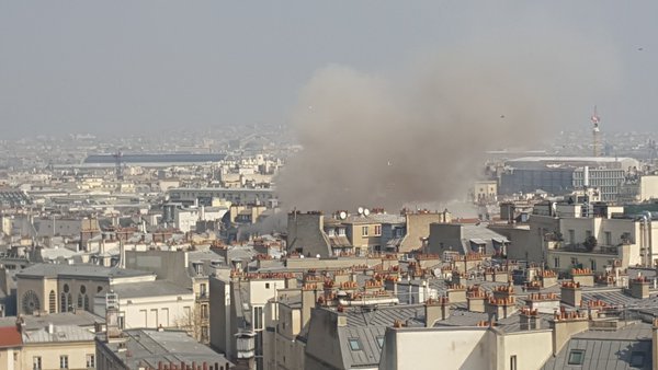Взрыв в жилом здании Парижа